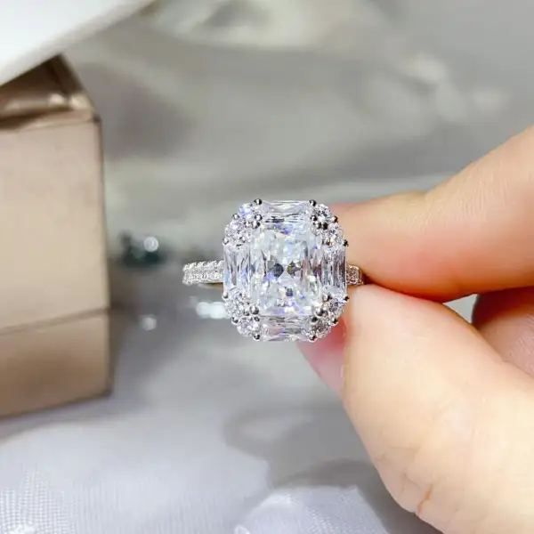 Smooth Moissanite Jewelry