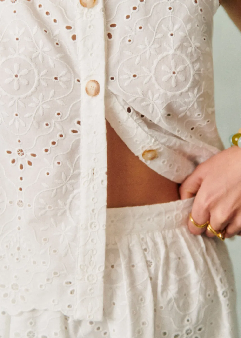 Solid Color Sleeveless Embroidered Top