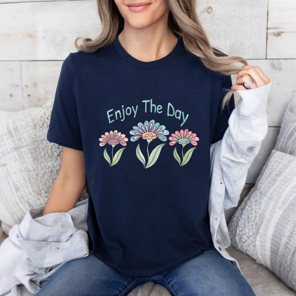 Slogan And Three Flowers In Different Colors Casual T-Shirt.