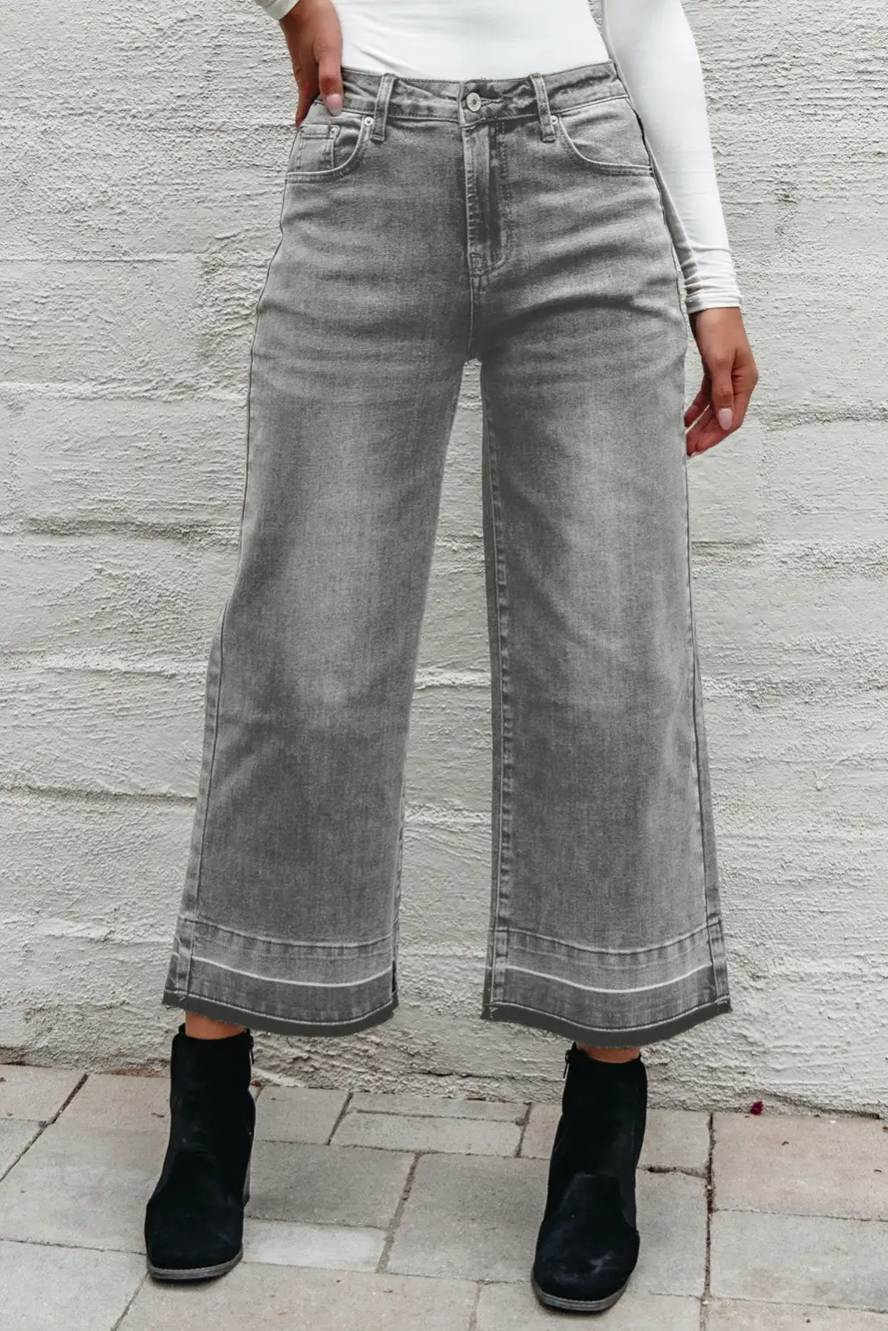 Raw Hem Straight Leg Loose High Waist Jeans