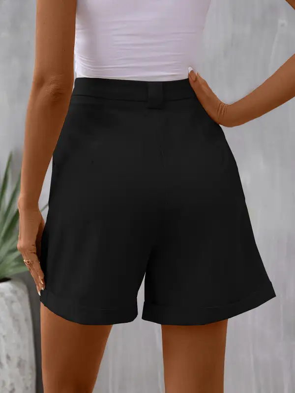 Everyday Clean Pocket Detail Shorts