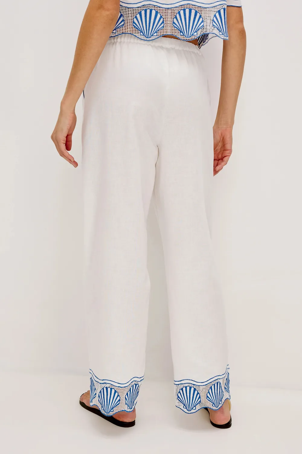 Shell-Patterned Loose Trousers