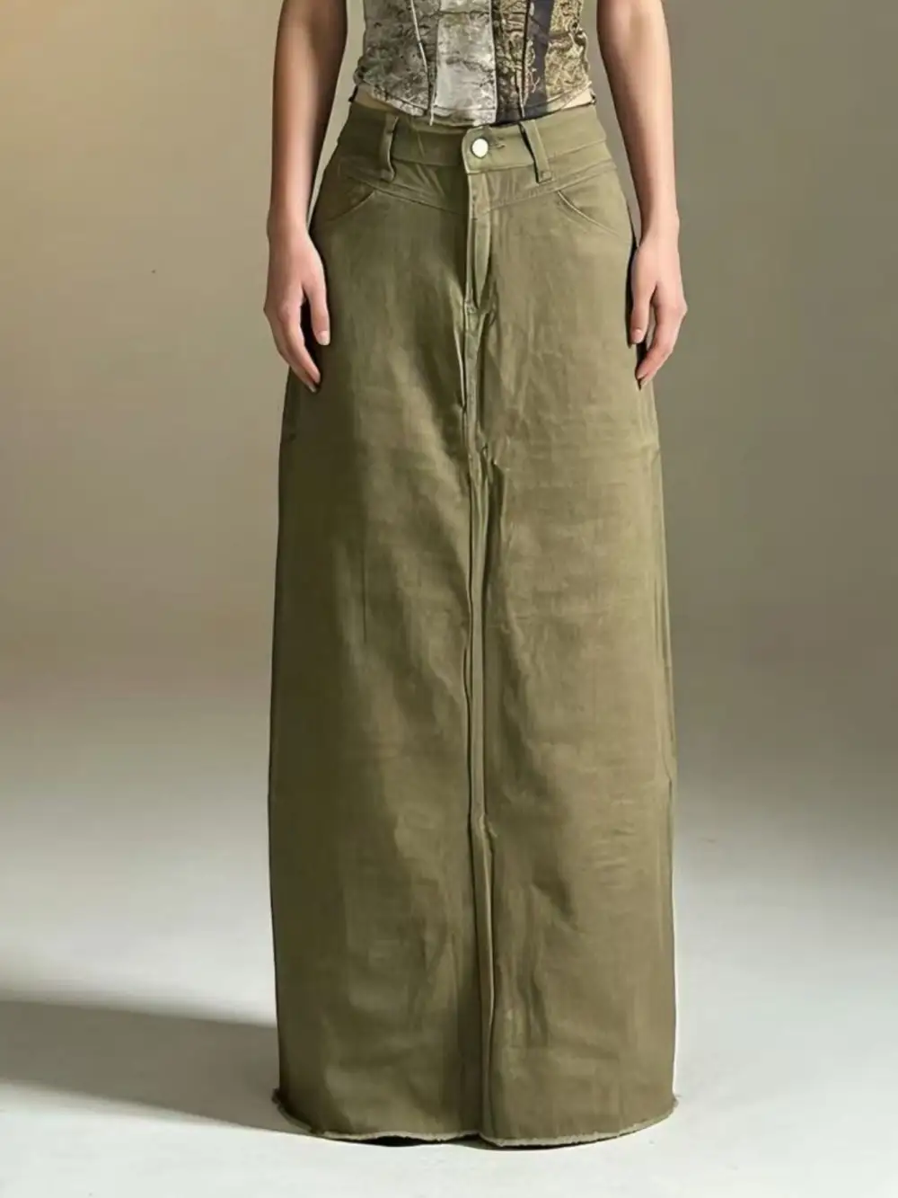 Lightweight Button Front Denim Silhouette Skirt