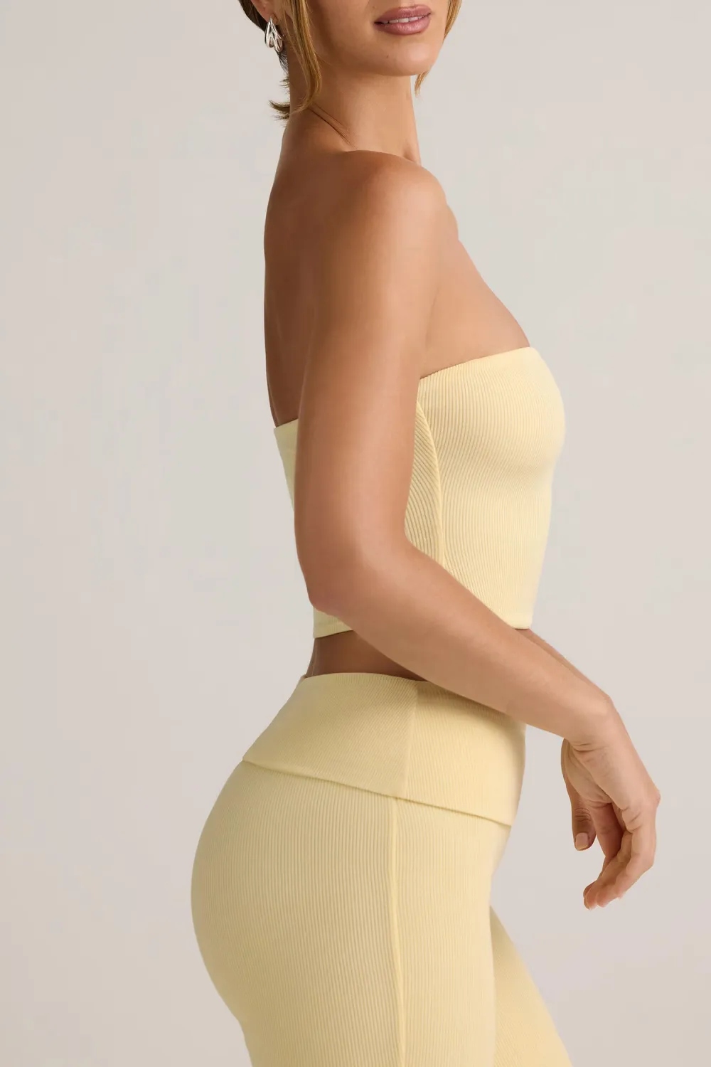 Slim Fit Short Navel-Exposed Ladies Top