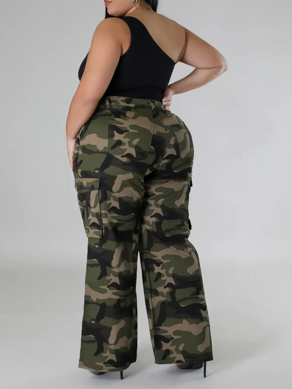 Plus-Size Fashion Women'S Cargo Style Wide-Leg Camouflage Pants