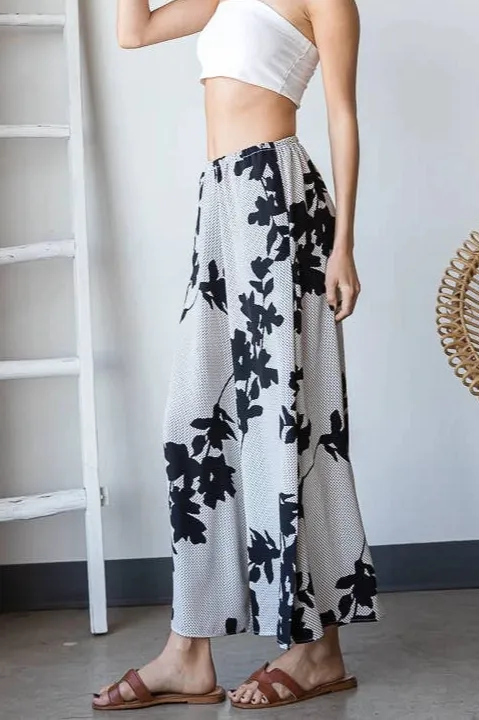 Roomy Bucket Wide Leg Casual Pants