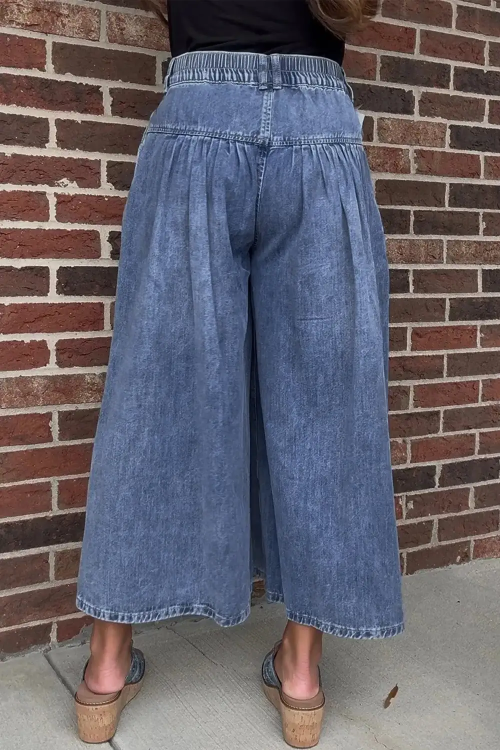 High Rise Buttons Pleated Cropped Wide Leg Denim Pants