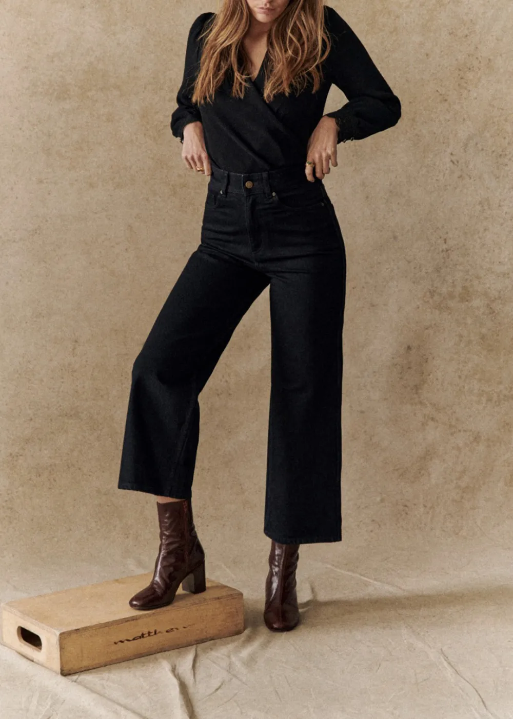 Wide-Leg Pocket Bootcut Cropped Trousers