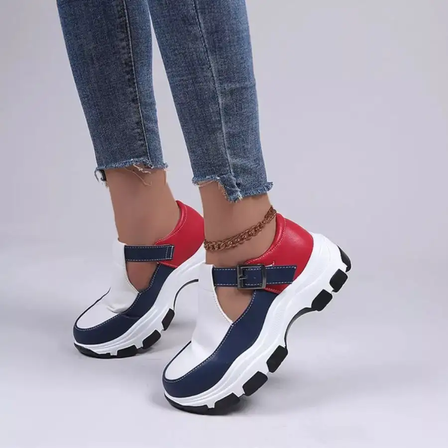 Lightweight Round Toe Platform Sneakers