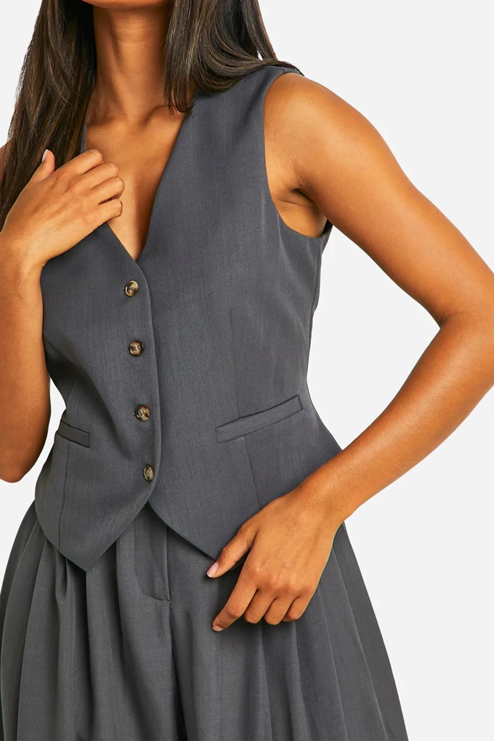 Versatile Breathable V-neck Women's Horn Button Vest