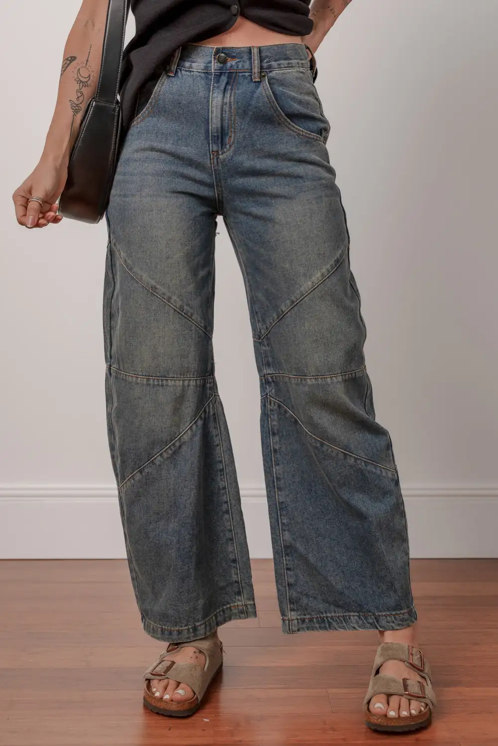 Exposed Stitching Loose Straight High Waist Jeans