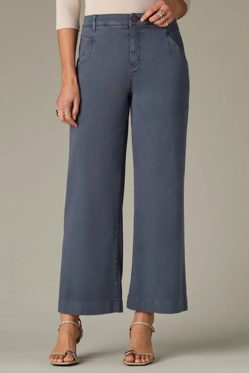 Petite V-Yoke Wide Leg Pants