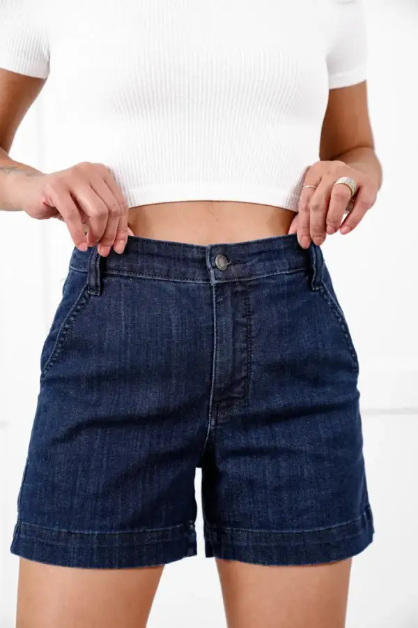Roomy Relaxed High Waist Casual Shorts
