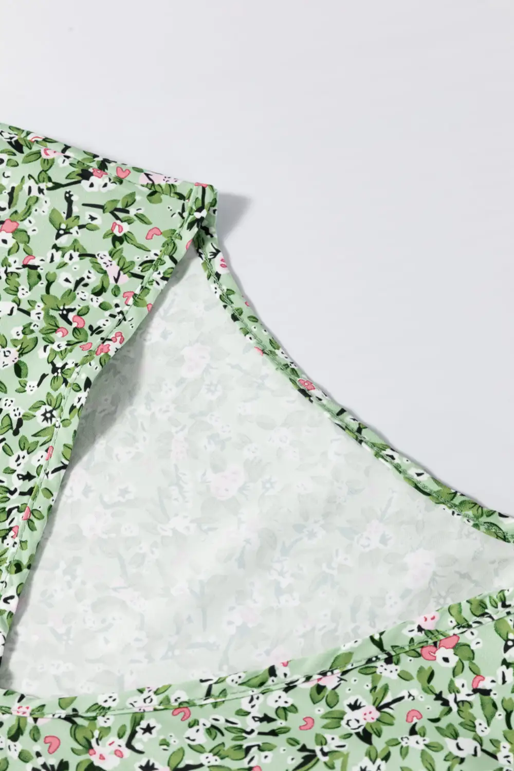 Everyday Floral V-Neck Short Sleeve Blouse