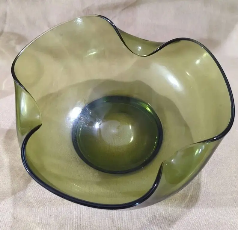 Vintage MCM Anchor Hocking Avocado Green Folded Glass Chip & Dip Set Of 3 EUC JD