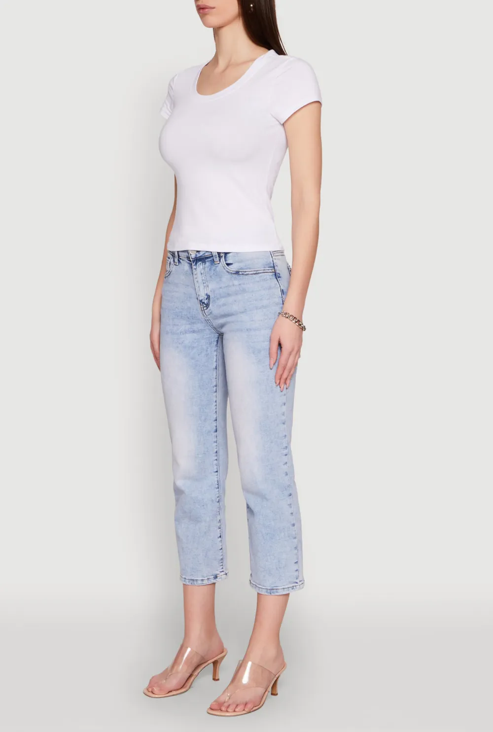 Fitted Round Neck Short Sleeved T-Shirt