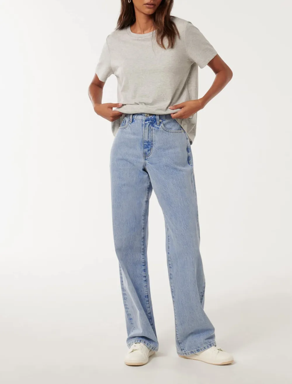 Petite Straight-Leg Jeans