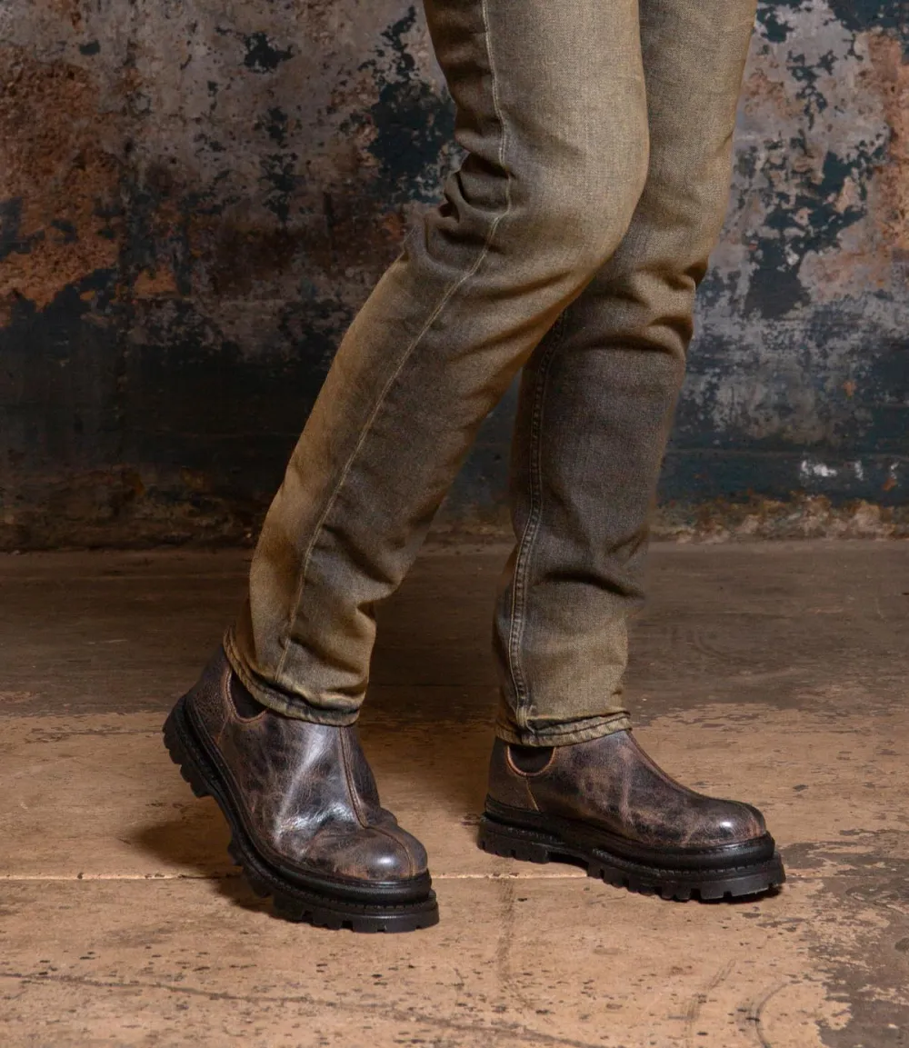 Pull-Tab Heritage Chelsea Boots
