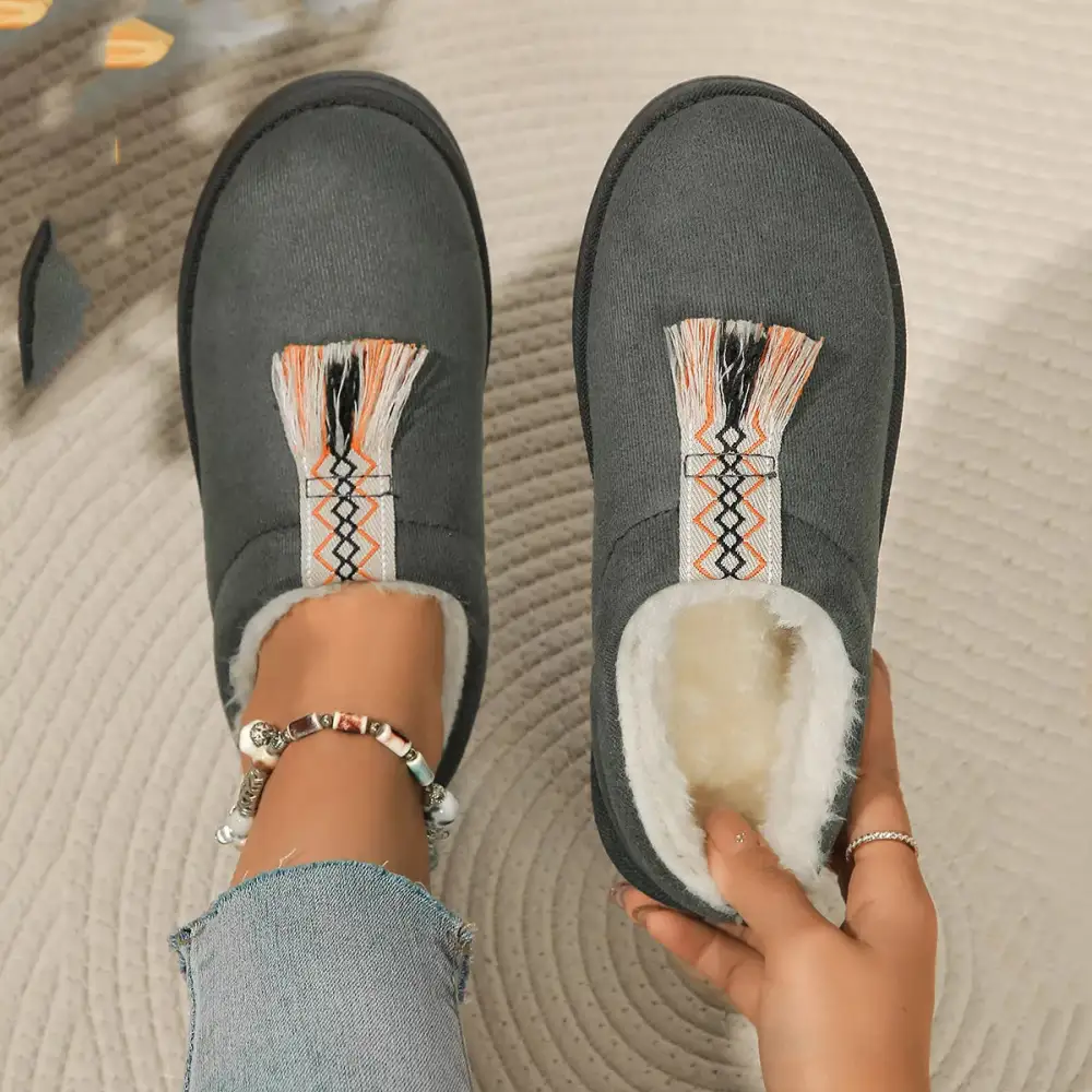 Refined Round Toe Platform Slippers