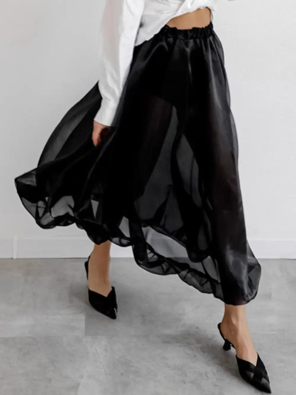 Lightweight Elastic Flowy Skirt