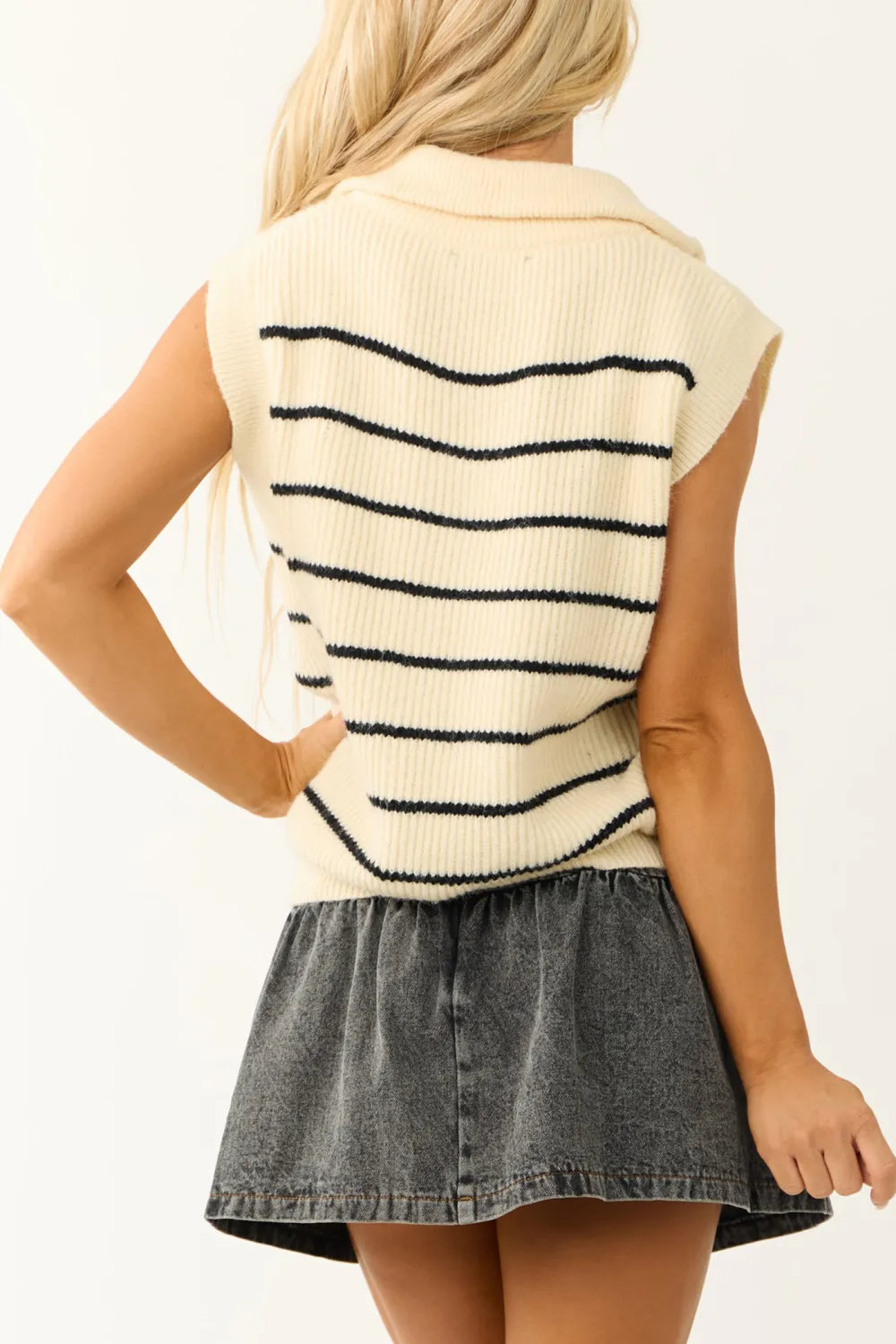 Cream and Black Striped Zip Up Sweater Vest
