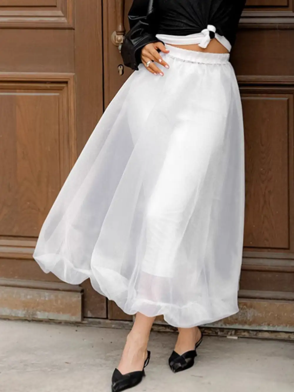 Lightweight Elastic Flowy Skirt