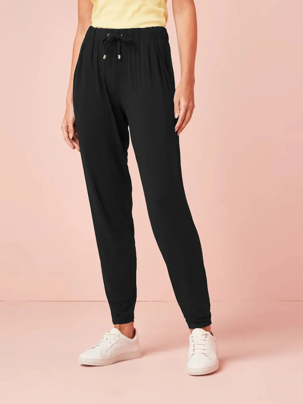 Black Sportswear Jogging Pants 2-Piece Set