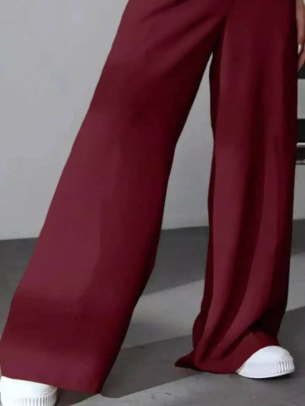 Relaxed Wide Leg Pleated Pants