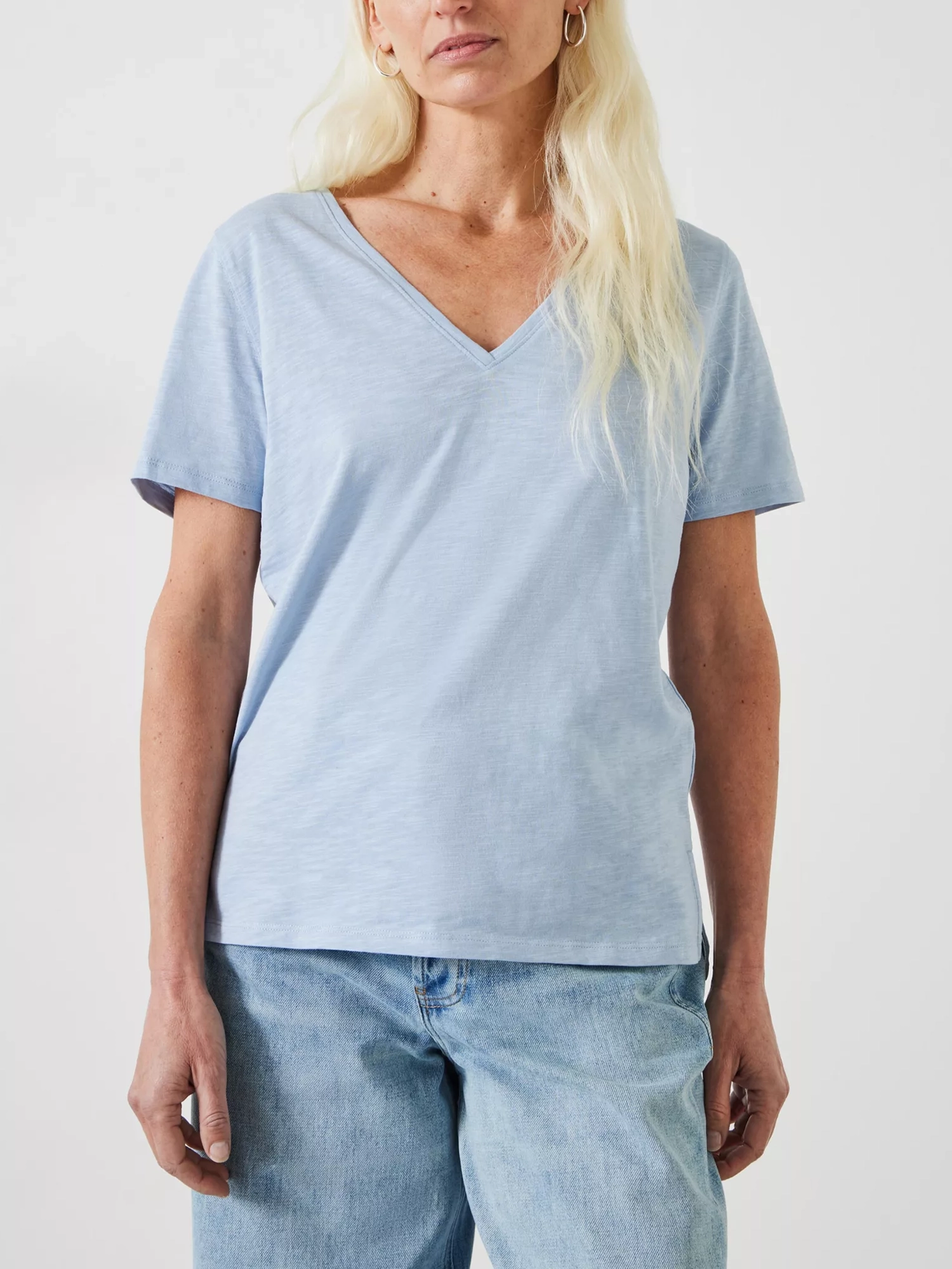 Kali Cotton Slub V-Neck T-Shirt