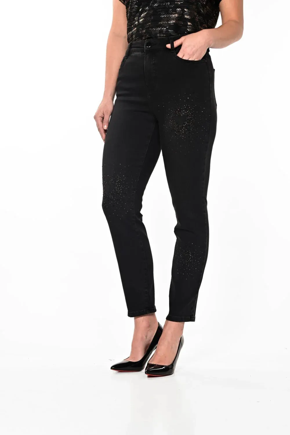 Slim Fit Black Denim Jeans with Copper Accents
