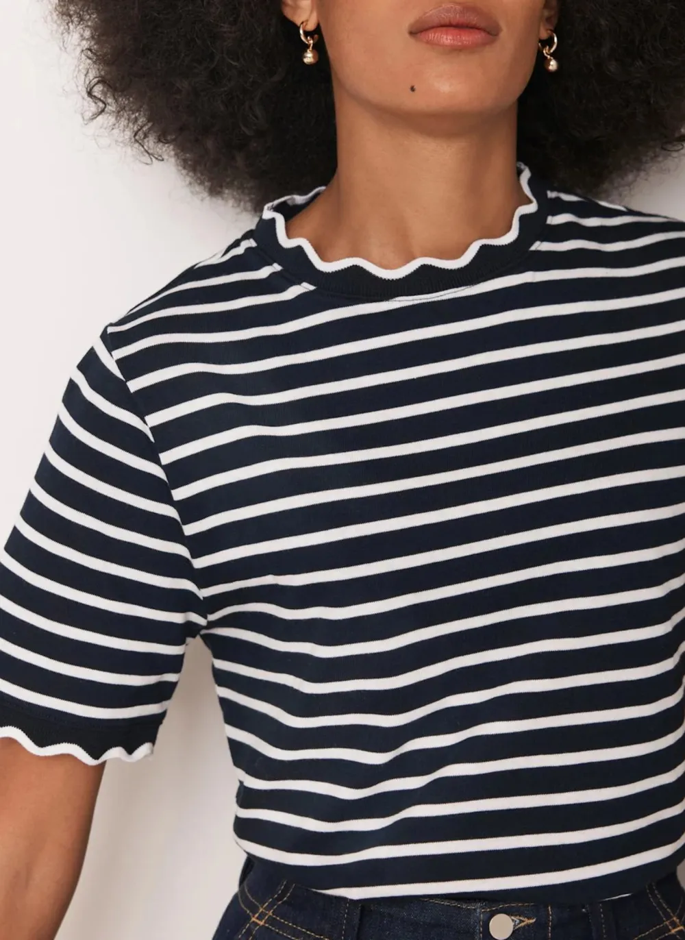 Casual Style Navy Stripe Scallop Trim T-Shirt