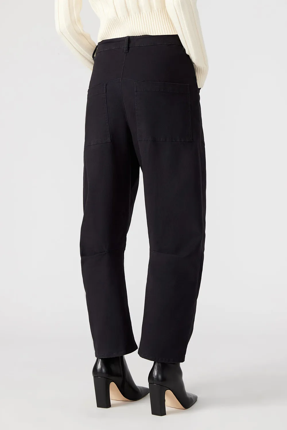 BARREL LEG PANT BLACK