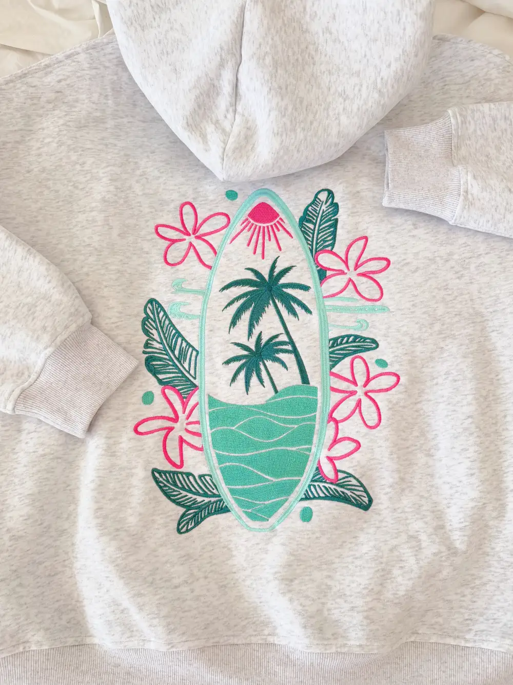 Surfing the Waves Embroider Hoodie