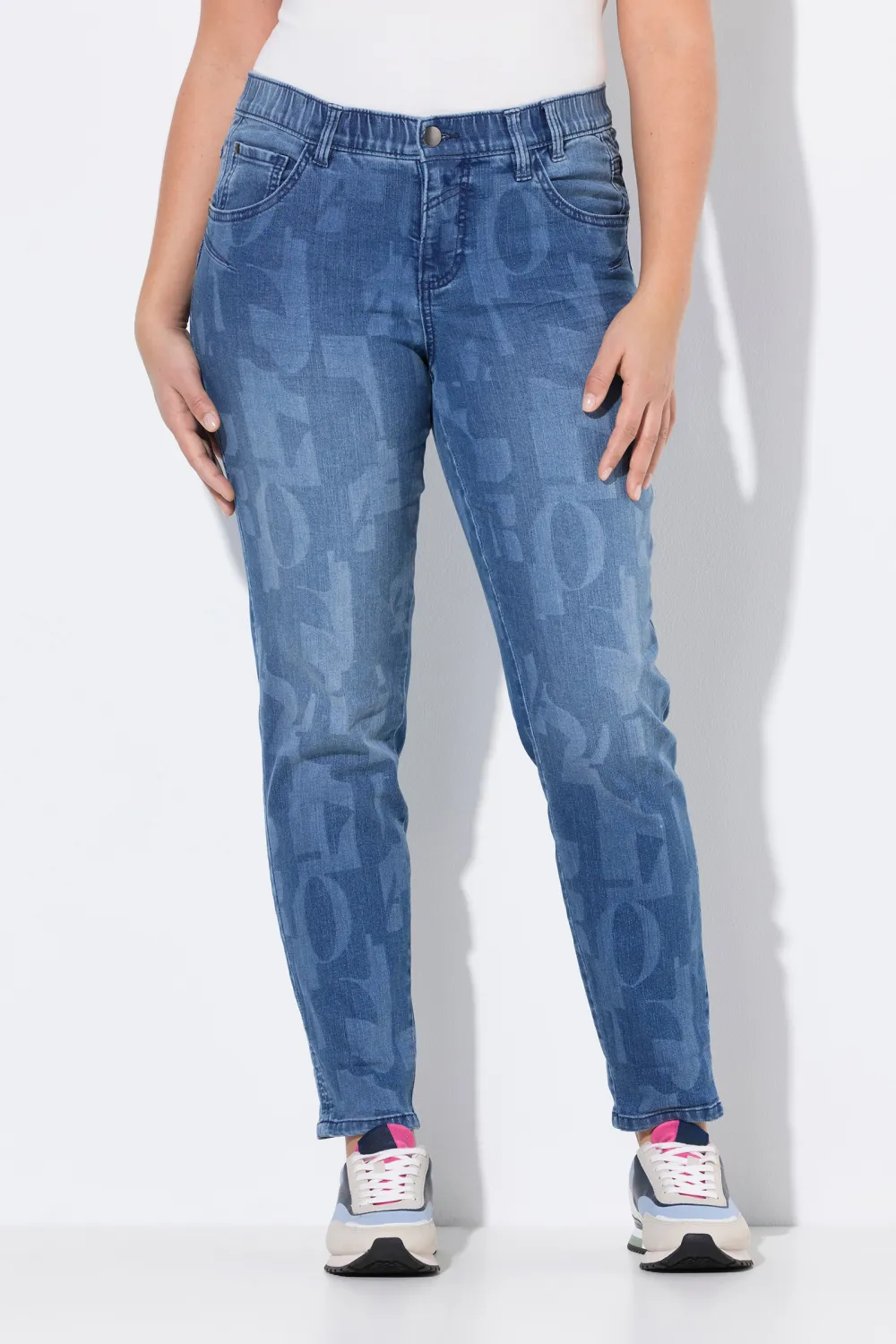 Ladies' Slim Fit Jeans