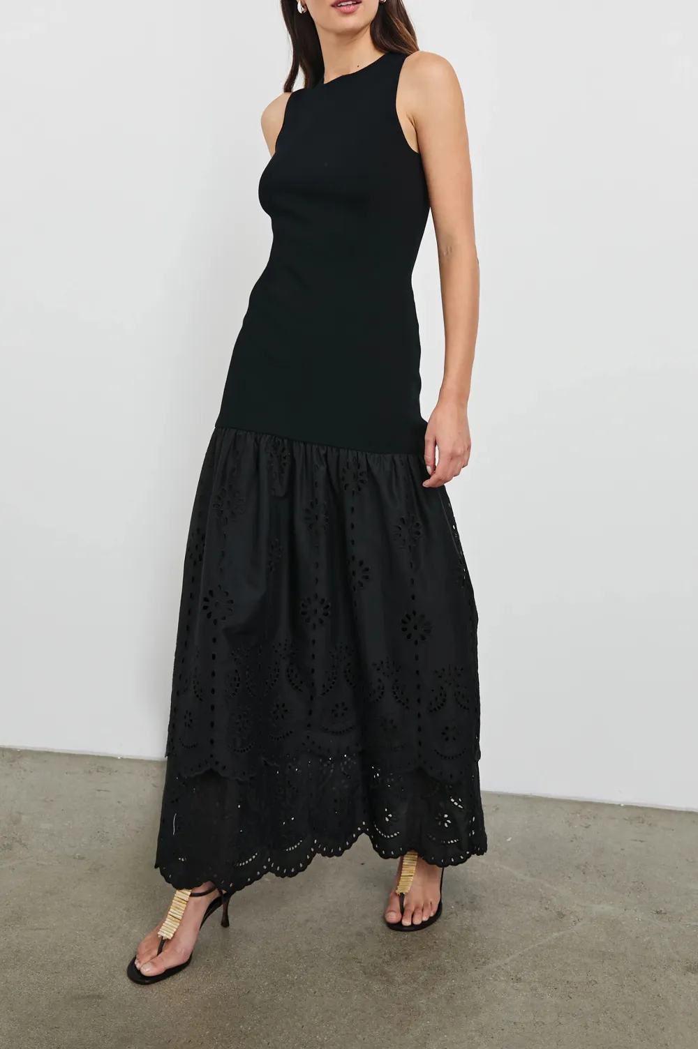 Round-Neck Sleeveless Simple Black Long Dress