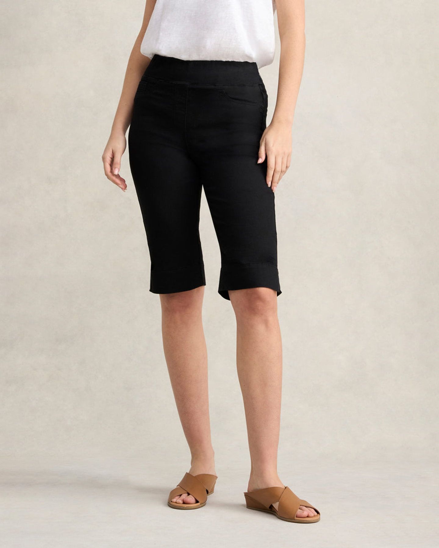 Twill Elastic Waist Knee Length Shorts