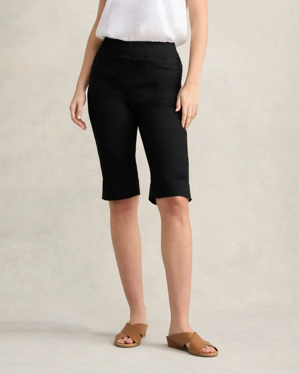 Twill Elastic Waist Knee Length Shorts