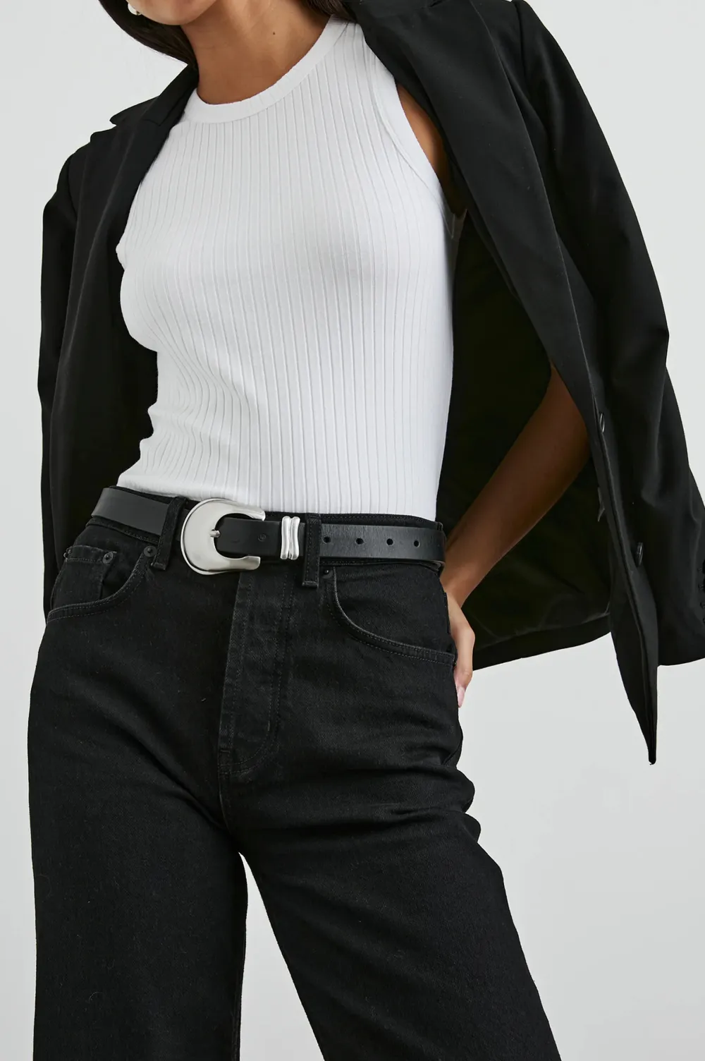 Striped Round-Neck Sleeveless Pullover