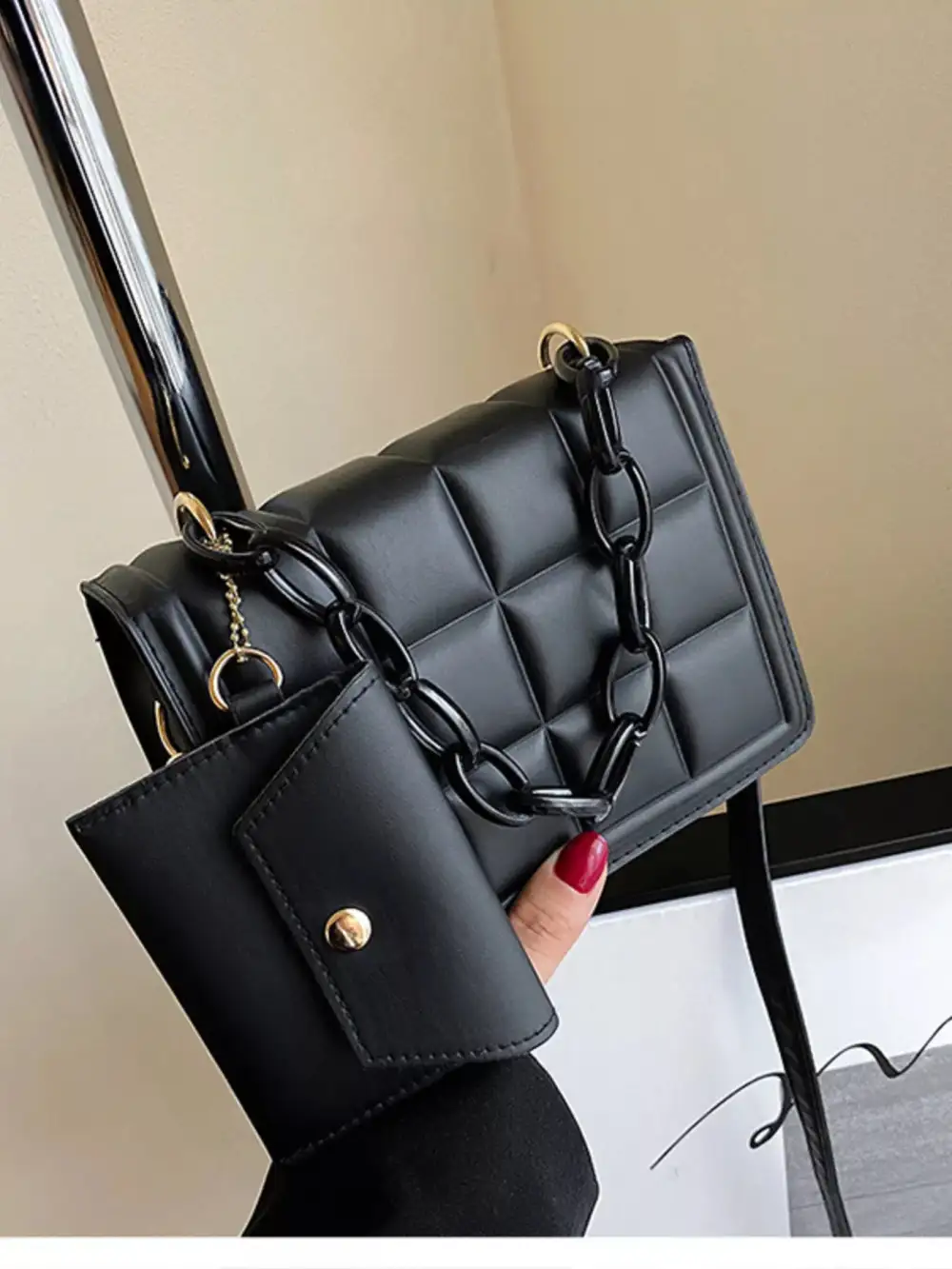 Everyday Quilted Chain Strap Crossbody Bag