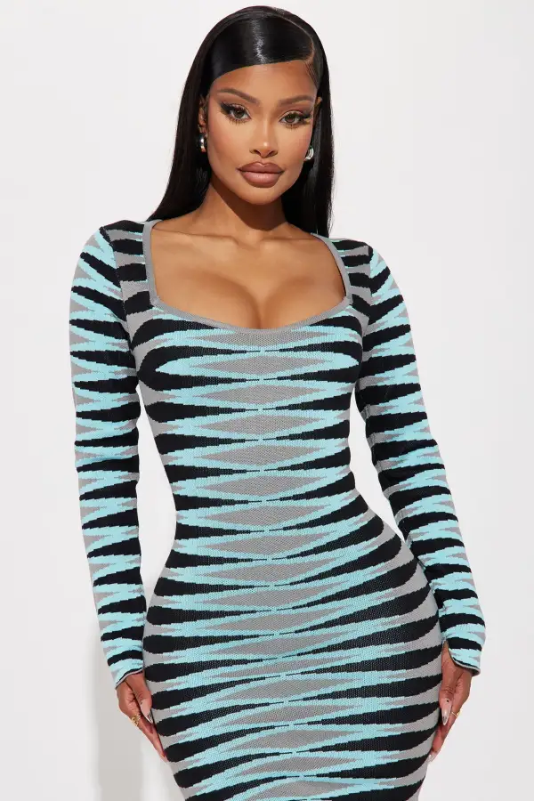 Isabelle Sweater Midi Dress - Blue