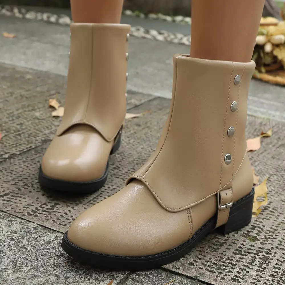 Structured Round Toe Block Heel Boots