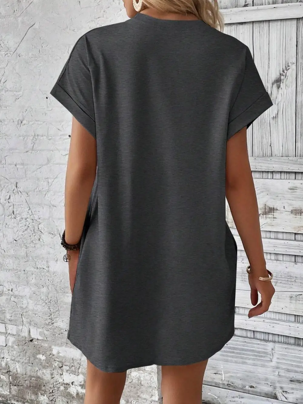 Relaxed Round Neck Short Sleeve Mini Dress