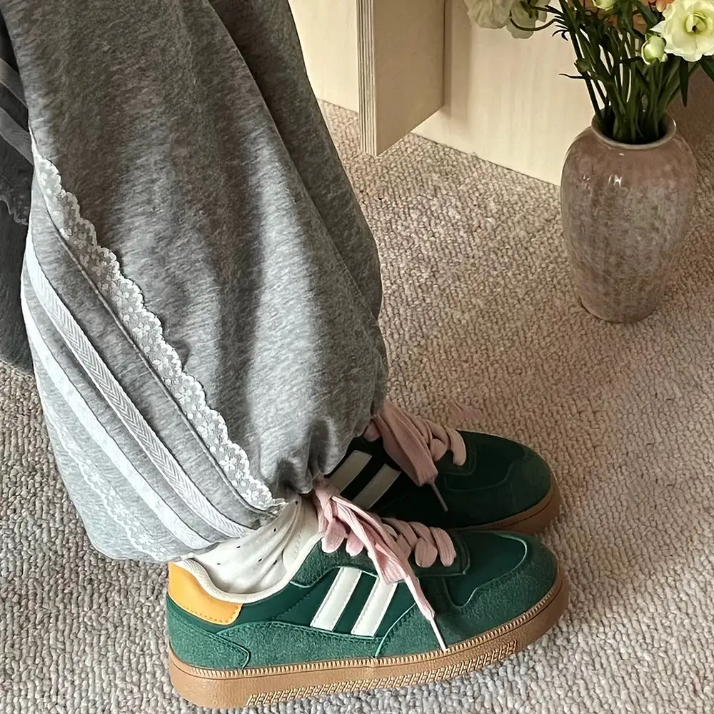 Saturday School Sneakers In Green