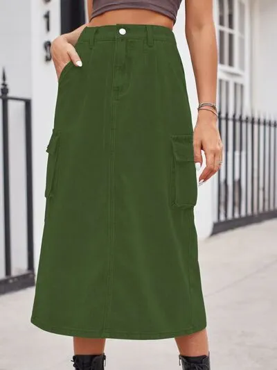 Slit Buttoned Skirt with Pockets