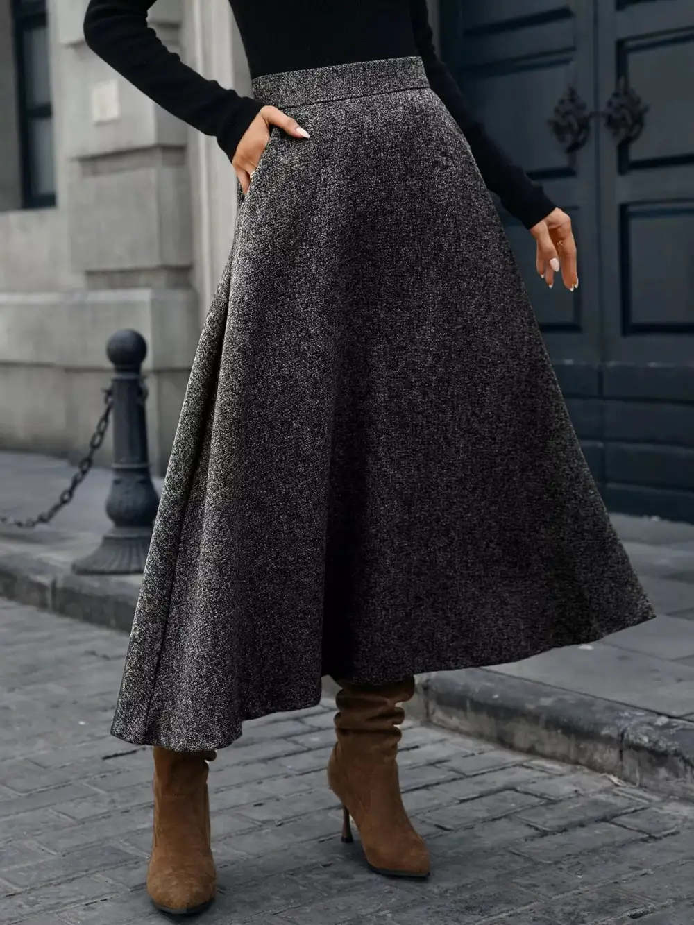 Line Line Midi Skirt
