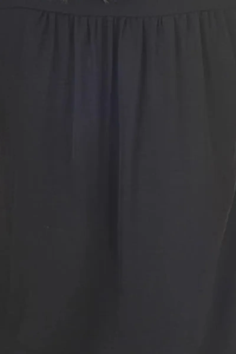 Inverted Pleat Sleeveless Blouse