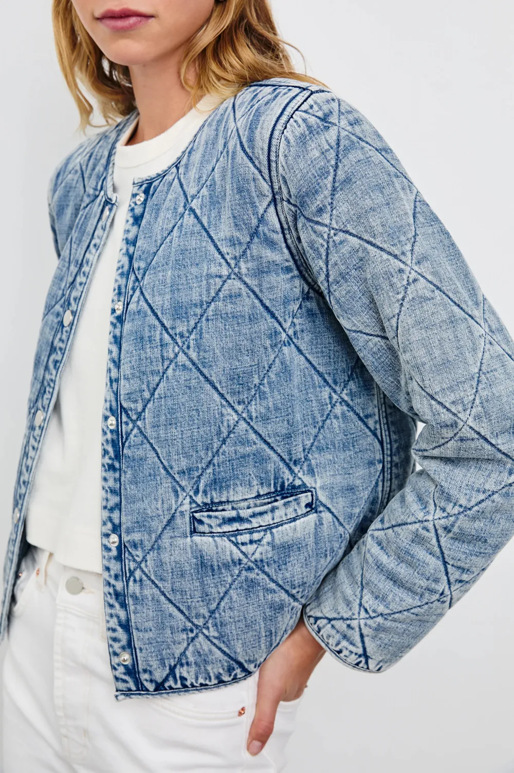 Washed Denim Short-Sleeved Women's Jacket