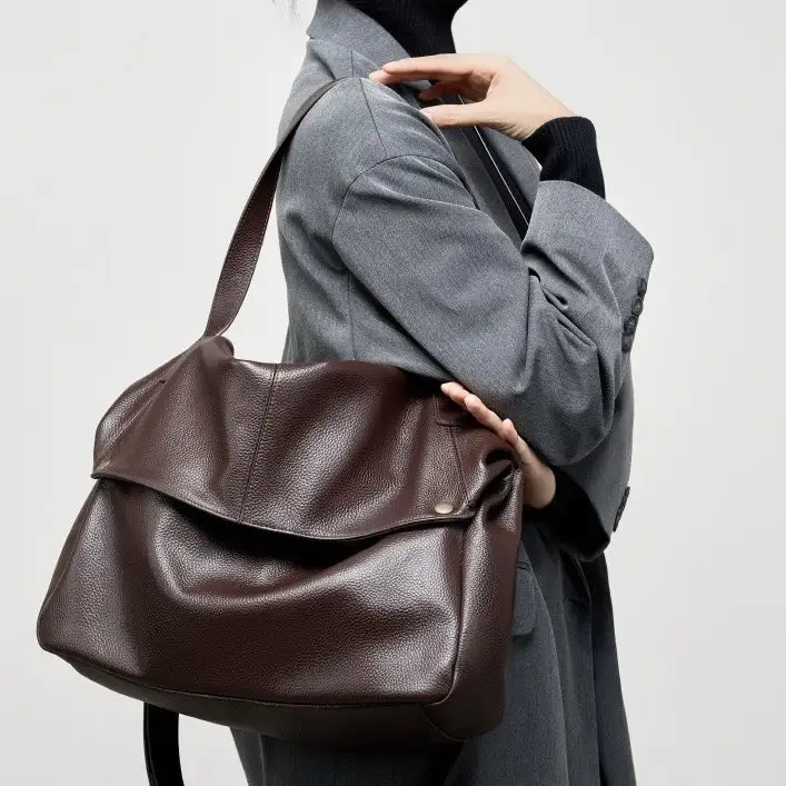 Structured Minimal Leather Handbag