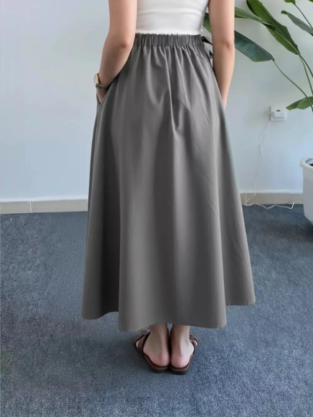 Pocket Flowy Midi Skirt