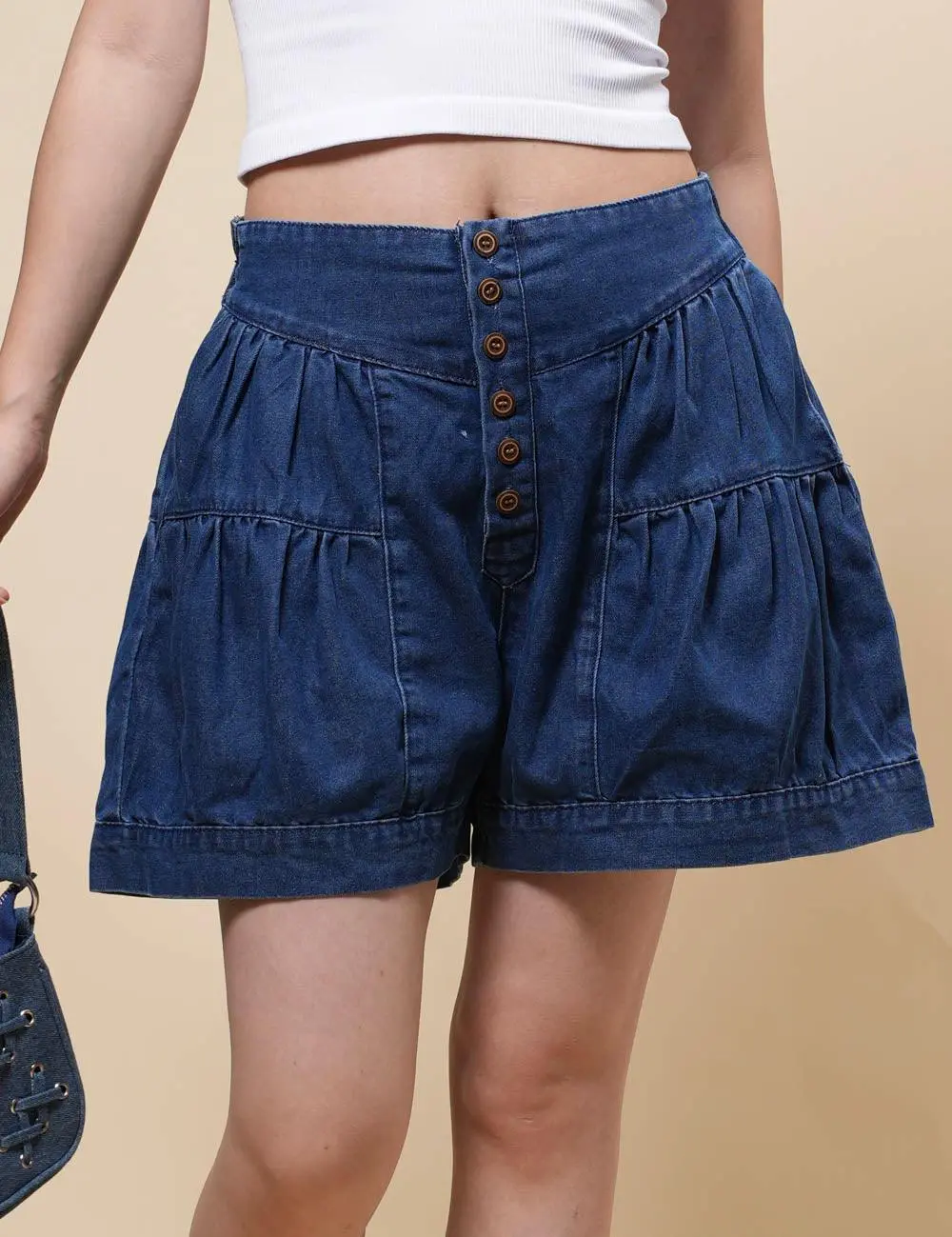 Pumpkin Shape Elastic Waist Denim Shorts